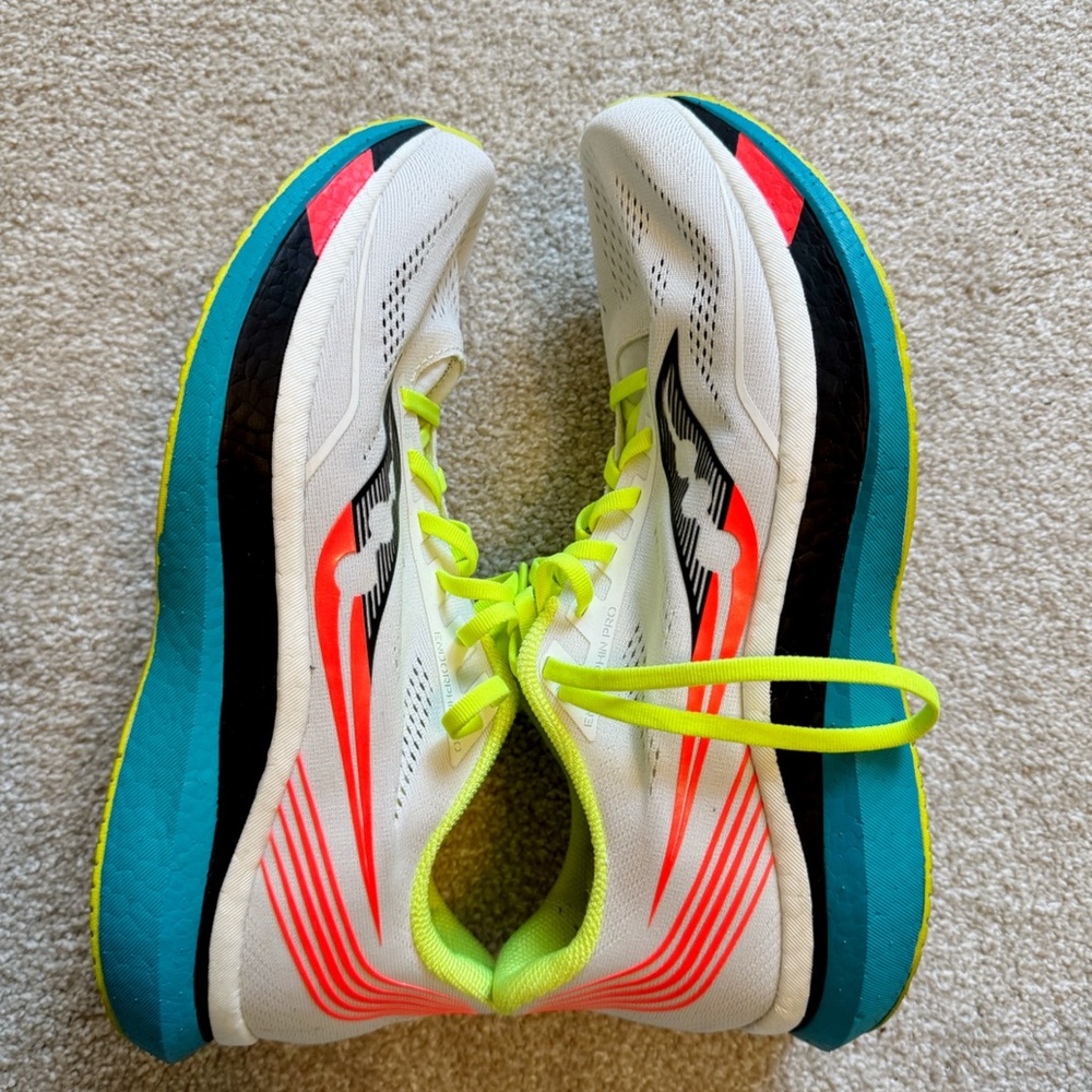 Saucony White Neon Yellow Black Men’s Athletic Running Shoes - Picture 4 of 4